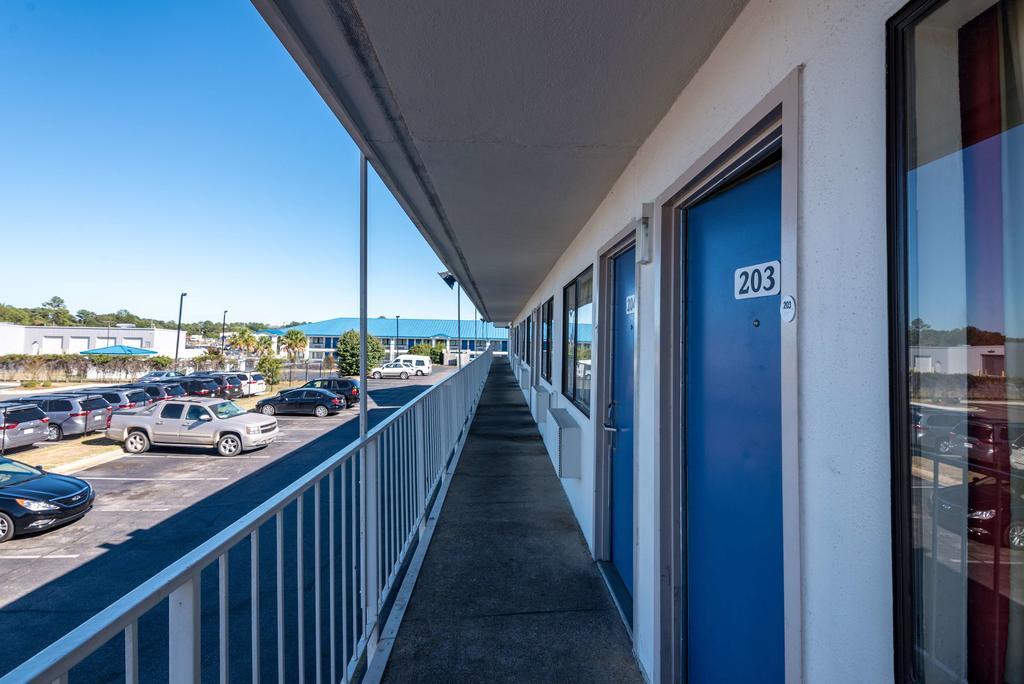 Rodeway Inn Montgomery Ngoại thất bức ảnh